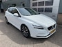 Volvo V40 1.5 T3 Dynamic Edition Autom Pano dak