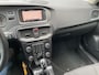 Volvo V40 1.5 T3 Dynamic Edition Autom Pano dak