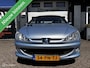 Peugeot 206 1.4-16V Gentry met nieuwe APK!