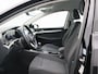 Volkswagen Golf Variant 1.0 TSI Life/ lage km/ trekhaak/ zeer mooi!