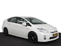 Toyota Prius 1.8 Aspiration | Parkeer sensoren voor + achter | Cruise control | Zwarte lichtmetalen velgen |