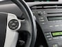 Toyota Prius 1.8 Aspiration | Parkeer sensoren voor + achter | Cruise control | Zwarte lichtmetalen velgen |
