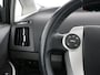 Toyota Prius 1.8 Aspiration | Parkeer sensoren voor + achter | Cruise control | Zwarte lichtmetalen velgen |
