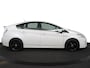 Toyota Prius 1.8 Aspiration | Parkeer sensoren voor + achter | Cruise control | Zwarte lichtmetalen velgen |