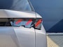Peugeot e-5008 New E-5008 GT 73 kWh 210pk | Panoramic Navigation | Alcantara | Pixel Led | Stoel/stuurverwarming | 360 camera