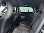 Mercedes-Benz CLA Shooting Brake 180 Business Solution AMG | PANORAMADAK | SFEERVERLICHTING | ACHTERUITRIJCAMERA | STOELVERWARMING |
