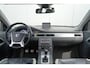 Volvo V70 2.0T R-Edition / NL-Auto / Leder / Navigatie / Cruise / Trekhaak / Camera / Stoelverw. / Climate