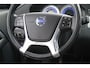 Volvo V70 2.0T R-Edition / NL-Auto / Leder / Navigatie / Cruise / Trekhaak / Camera / Stoelverw. / Climate