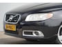 Volvo V70 2.0T R-Edition / NL-Auto / Leder / Navigatie / Cruise / Trekhaak / Camera / Stoelverw. / Climate