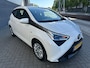 Toyota Aygo 1.0 VVT-i x-play*Camera+NAVI-CarPlay*Airco*Cruise*1eEigenaar*Elkt-Ramen*APK*NAP*C-D-Afstan
