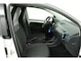 Volkswagen Up! 1.0 60 PK BMT move up! | DAB Radio | Bluetooth | Lichtmetalen Velgen |  Privacy glass |