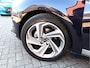 DS 5 1.6-16v. 165 Pk. *** BOMVOL *** * Zwart Leder * Massage Verwarming * Panoramadak * Trekhaak * Navigatie * L.M.Velgen * Achteruitrij Camera * Vingerhoets:  Vierde Generatie Eersteklas Service !