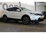 Nissan Qashqai 1.2 Connect Edition | Incl. 12 maanden garantie | Parkeercamera | Cruise control | Climate control | Navigatie | Parkeersensoren | DAB radio | NAP kilometerstand | Panorama dak |