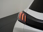 Peugeot e-208 EV Allure Pack 50kWh Apple Carplay Android Auto Camera Navi Stoelverwarming DAB+ Keyless Regen/Lichtsensor Lmv 16" Led Bluetooth Rijstrooksensor met correctie Verkeersbord detectie Fase 3 Laden  19 euro belasting per 3 maanden nieuwprijs € 33.500 euro