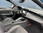 Peugeot e-308 EV 54kWh 156pk GT | Navigatie | Matrix-LED | Schuifdak | Draadloze lader | Alcantara