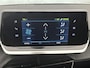 Peugeot e-208 EV E-Style 50 kWh 136 pk | Navigatie | Parkeersensoren Achter | Accu 100% | Voorstoelen Verwarmd | LED Koplampen | Keyless Start | DAB Ontvanger | Lederen Stuurwiel | Climate Control | Cruise Control | Apple Carplay/Android Auto |