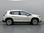 Peugeot 2008 SUV 1.2 110 pk Allure | Navigatie | Parkeersensoren Achter | Trekhaak | LED Dagrijverlichting | Dakrails | Mistlampen Voor | Lederen Stuurwiel | Climate Control | Cruise Control | 16" Lichtmetalen Velgen | Centrale Deurvergrendeling met Afstandsbediening |