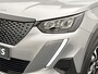 Peugeot 2008 SUV 1.2 130 pk Automaat Allure Pack | Navigatie via Apple Carplay/Android Auto | Achteruitrijcamera | Parkeersensoren Achter | LED Koplampen | Volledig Digitaal Instrumentenpaneel | DAB Ontvanger | Climate Control | Cruise Control | 17" Lichtmetalen Velgen |