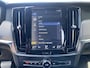 Volvo V90 2.0 T4 Business Sport / Automaat / NL-Auto / Dealer-Onderhouden / 1e-Eigenaar / R-Design / Polestar-Engineered / Apple-Carplay & Android-Auto / Luxe Vol-Leder / Stoelverwarming / Harman-Kardon / Keyless / LED / DAB Radio-Bluetooth / Navi / Adaptieve Cruise-Control / Electronic Climate-Control / Pilot-Assist / Autom. Stoelen met geheugen / E-Achterklep / PDC V+A / 18'' LMV / ENZ.