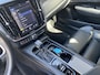 Volvo V90 2.0 T4 Business Sport / Automaat / NL-Auto / Dealer-Onderhouden / 1e-Eigenaar / R-Design / Polestar-Engineered / Apple-Carplay & Android-Auto / Luxe Vol-Leder / Stoelverwarming / Harman-Kardon / Keyless / LED / DAB Radio-Bluetooth / Navi / Adaptieve Cruise-Control / Electronic Climate-Control / Pilot-Assist / Autom. Stoelen met geheugen / E-Achterklep / PDC V+A / 18'' LMV / ENZ.