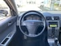 Volvo V50 2.0 Edition II / NL-Auto / 2e-Eigenaar / 145 PK / Cruise-Control / Climate-Control / Elektr.-Pakket / Armsteun-Voor en Achter / Dakrails / PDC-Achter / 16'' LMV /