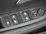 Peugeot e-208 EV Allure Pack 50 kWh 136 pk | Fase 3 | Accu 98% | Carplay | Camera | Parkeersensoren Achter | Voorstoelen Verwarmd | LED Dagrijverlichting | Keyless Start | Climate Control  |Cruise Control | Lederen Stuurwiel |