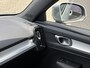 Volvo XC40 B4 Aut.7 Core | Adaptieve Cruise Control | Trekhaak | Standkachel | Keyless | Parkeercamera | LED Mistlampen | Donker glas | Stoelverwarming V+A