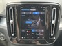 Volvo XC40 B4 Aut.7 Core | Adaptieve Cruise Control | Trekhaak | Standkachel | Keyless | Parkeercamera | LED Mistlampen | Donker glas | Stoelverwarming V+A
