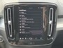 Volvo XC40 B4 Aut.7 Core | Adaptieve Cruise Control | Trekhaak | Standkachel | Keyless | Parkeercamera | LED Mistlampen | Donker glas | Stoelverwarming V+A