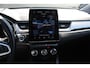 Renault Captur 1.6 E-Tech Plug-in Hybrid 160 Intens | Incl. 12 maanden garantie | Achteruitrijcamera | Bluetooth | Climate control | Parkeersensoren voor en achter | DAB | Lichtmetalen velgen | Navigatie |