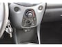 Toyota Aygo 1.0 VVT-i x-first, Camera, Applecarplay/Androidauto, LM-Velgen en Dealer ondehouden!