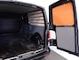 Volkswagen Transporter 150pk L2H1 28 Highline Automaat Trekhaak Navigatie Carplay Camera  Cruise control Lm velgen