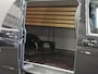 Volkswagen Transporter 150pk L2H1 28 Highline Automaat Trekhaak Navigatie Carplay Camera  Cruise control Lm velgen