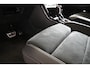 Volkswagen T-Roc 1.5 TSI 150pk R-Line Business | Keyless | Elek. klep | IQ. Light |