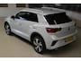 Volkswagen T-Roc 1.5 TSI 150pk R-Line Business | Keyless | Elek. klep | IQ. Light |