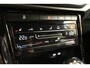 Volkswagen T-Roc 1.5 TSI 150pk R-Line Business | Keyless | Elek. klep | IQ. Light |