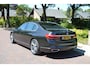 BMW 7-Serie 740d xDrive High Exe/voll onderh/alcantara hemel/camera