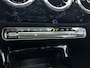 Mercedes-Benz A-klasse 160 Business Solution AMG 5 spaaks lichtmetalen velgen | Navigatie | Parking support | Inclusief 24 maanden Mercedes-Benz Certified garantie voor Europa. / Auto Show Tilburg