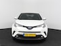 Toyota C-HR 1.8 Hybrid Dynamic | Trekhaak | Camera | Keyless Entry | Stoelverwarming | All Season banden |