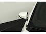 Toyota C-HR 1.8 Hybrid Dynamic | Trekhaak | Camera | Keyless Entry | Stoelverwarming | All Season banden |