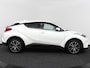 Toyota C-HR 1.8 Hybrid Dynamic | Trekhaak | Camera | Keyless Entry | Stoelverwarming | All Season banden |