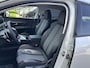 Peugeot 3008 1.2 Turbo 130PK Allure | Automaat | Volledig Dealer Onderhouden | Trekhaak | Navigatie | LED Verlichting | Camera | Cruise Control | Digitaal Dashboard | Hoge Zitpositie.