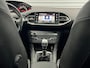 Peugeot 308 SW 1.2 PureTech Blue Lease Premium - Camera - Leer - Pano - Volledig onderhouden - Clima - Dodehoek