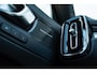 Volvo XC40 B4 Mild Hybride 197 pk Plus Dark Automaat | Trekhaak | BLIS | Verwarmbare voorruit | Adaptive Cruise control