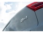 Volvo XC40 B4 Mild Hybride 197 pk Plus Dark Automaat | Trekhaak | BLIS | Verwarmbare voorruit | Adaptive Cruise control