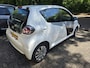 Toyota Aygo 1.0-12V Xcite White | 2E EIGENAAR | 12MND GARANTIE | AIRCO | ELEC RAMEN