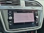 Volkswagen Tiguan 1.5 TSI R-Line 150 pk DSG | Carplay | Adaptief Cruise | Stuur/Stoelverwarming | IQ Light | Camera | Spraakbediening |