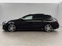Mercedes-Benz CLA 180 AMG Pano Camera Trekhaak Airco Cruise Navi 18"LMV PDC