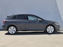 Volkswagen Golf 8.5 1.5 eTSI Life Edition Automaat / MY 2025 / Facelift Model / Comfort-pakket / Multimedia-pakket / Stuur- en Stoelverwarming / Apple Carplay Android Auto / Adaptief CC / Achteruitrijcamera / Keyless Entry/Start / Lichtmetalen wielen 17“ /
