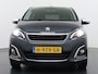 Peugeot 108 Allure 72 pk | Navigatie via Apple Carplay/Android Auto | Achteruitrijcamera | LED Dagrijverlichting | Keyless Entry/Start | Lederen Stuurwiel | DAB Ontvanger | Start/Stop Systeem | Climate Control | 15" Lichtmetalen Velgen |